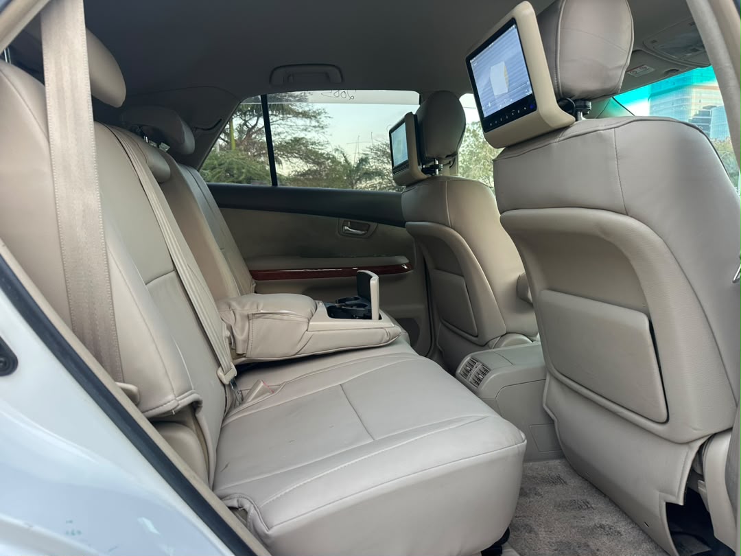 TOYOTA HARRIER thumbnail 7